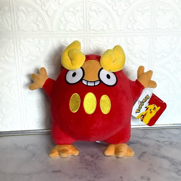 Pokemon Other - < NEW 2023 Pokémon 8” Darumaka Plushie >
